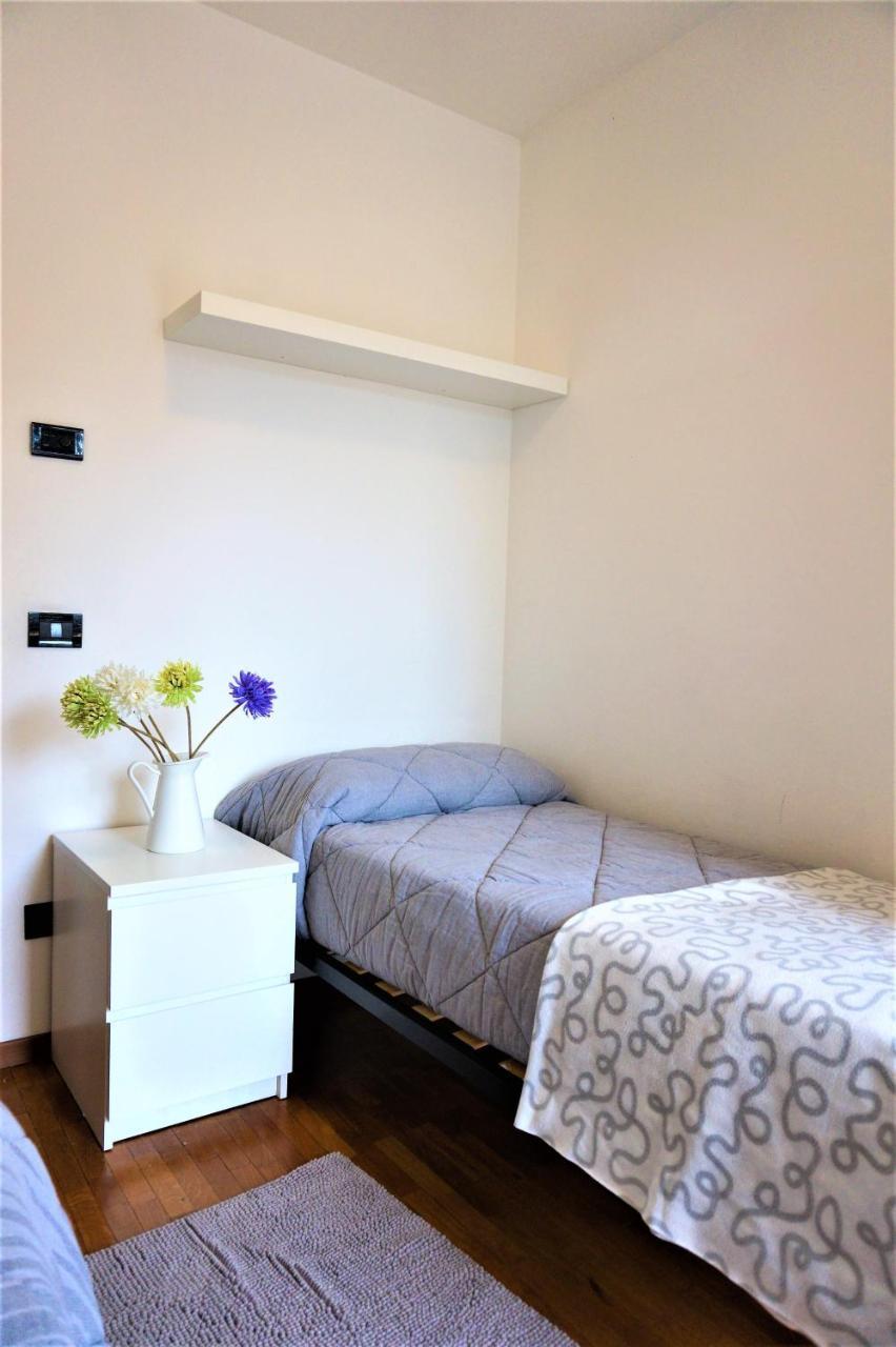 Apartment La Coccinella Riva del Garda Luaran gambar