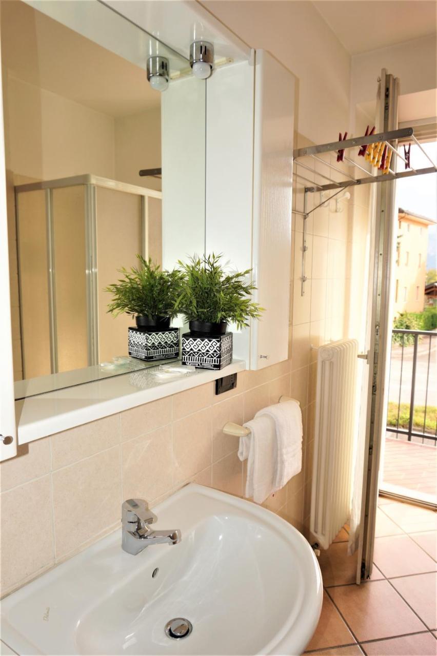 Apartment La Coccinella Riva del Garda Luaran gambar