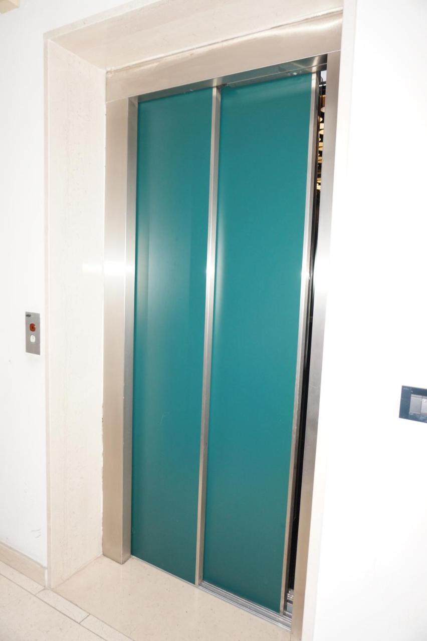 Apartment La Coccinella Riva del Garda Luaran gambar